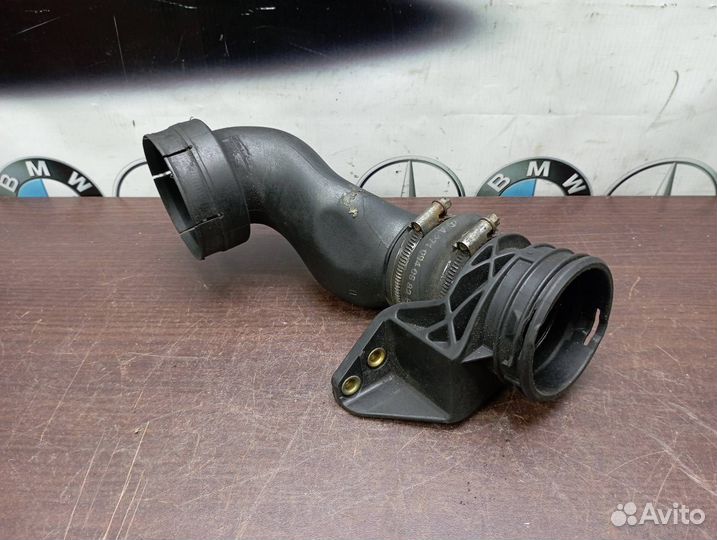 Воздуховод Mercedes W203