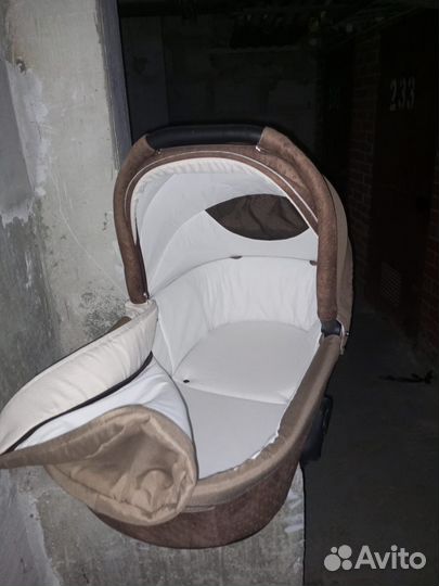 Коляска 2 в 1 Navington Galeon