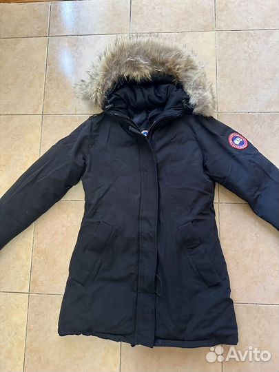 Пуховик Canada goose женский