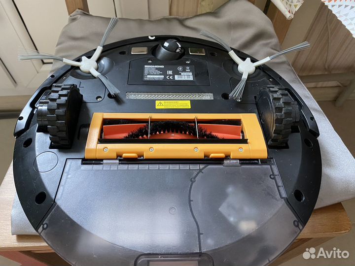 Робот пылесос моющий redmond RV-r650s