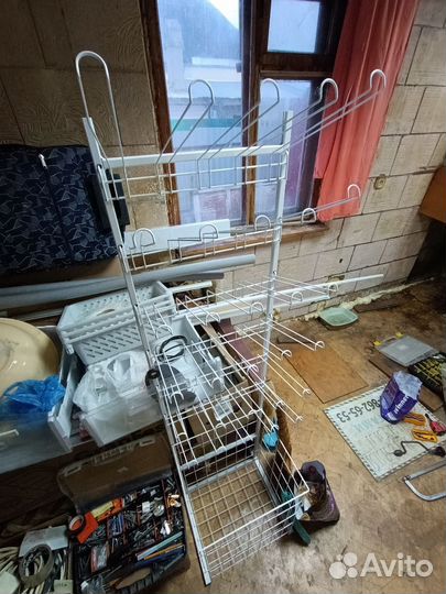 Полка, стеллаж