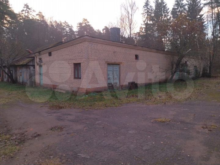 Продается здание 5842.6 м2