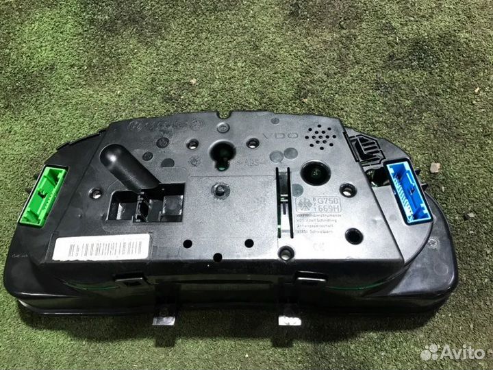 Панель приборов Volkswagen Passat B5 ATW 1.8