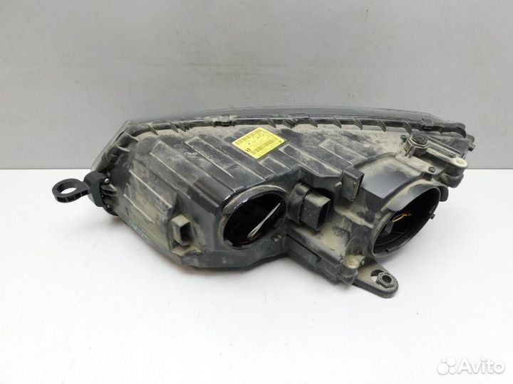 Фара правая Skoda Octavia