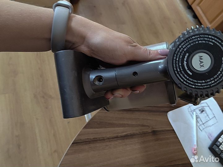 Пылесос dyson dc62