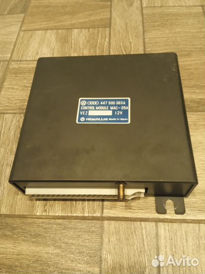 Блок управления двигателем (эбу) Audi 100, 200 C3