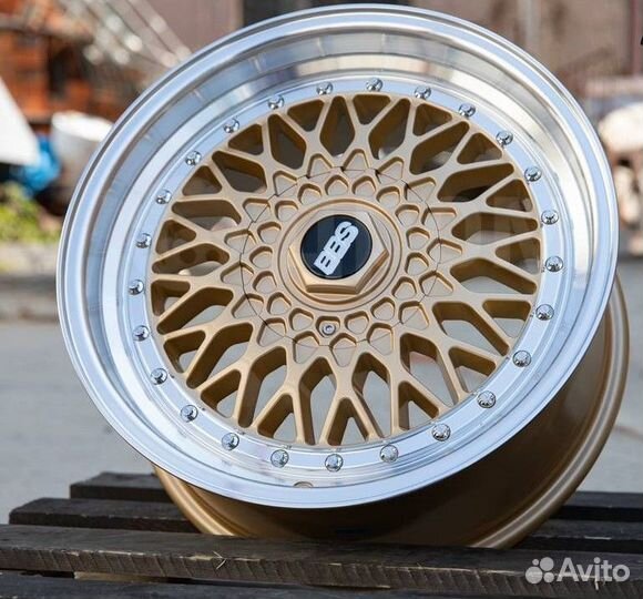 Диски R17 7.5J 5x100 ET30 BBS RS Gold ML