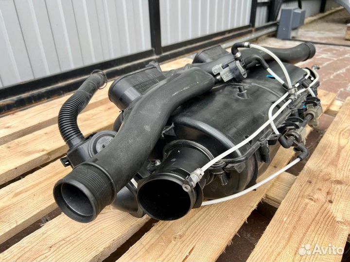 Корпус воздушного фильтра передний Porsche 911