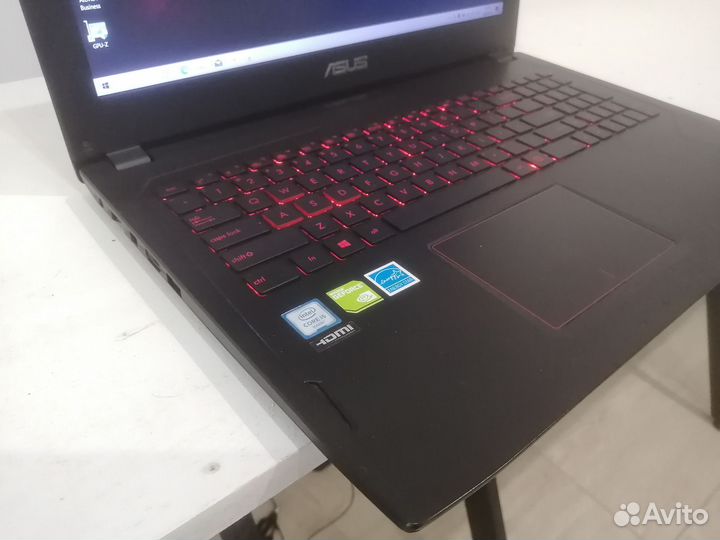 Игровой ноутбук asus Full HD i5/GTX1060/SSD