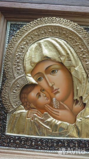 Икона Богородицы в окладе