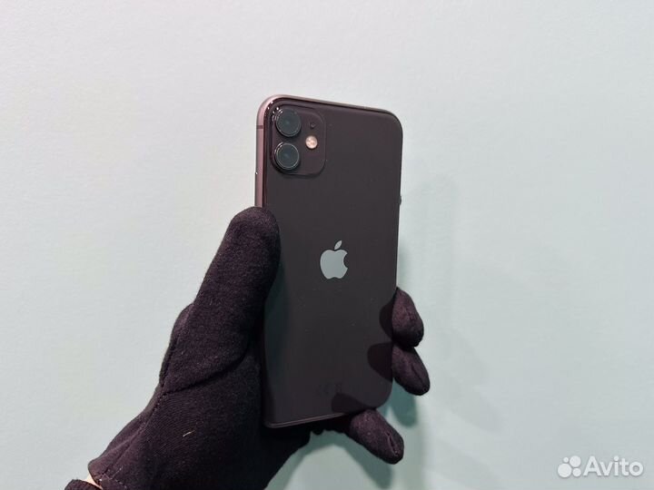 iPhone 11, 64 ГБ