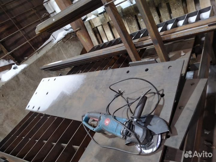 Стол для резки и сварки