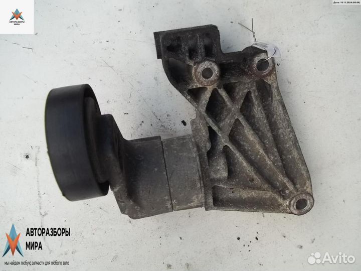 Кронштейн генератора Opel Meriva (A) 2004 90571112