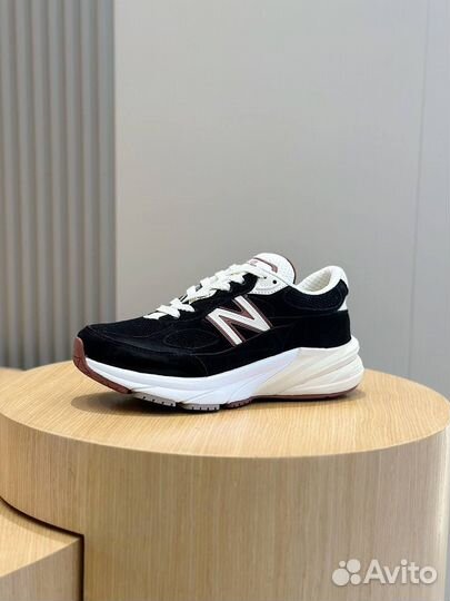 Кроссовки Loro Piana x New Balance 990v6