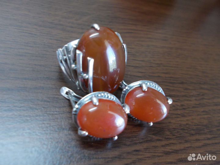 Серьги и кольцо мельхиор с сердоликом