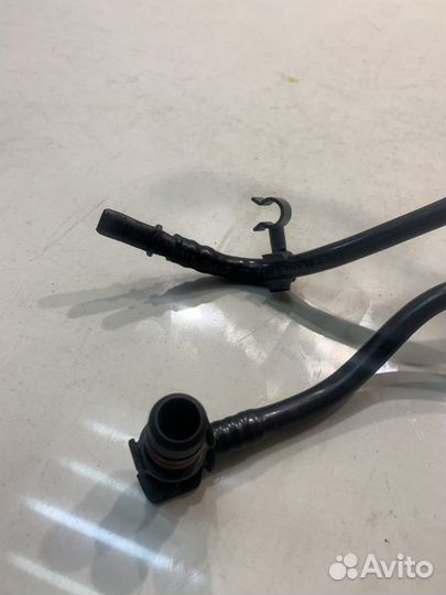 Трубка вакуумная (Jaguar XF X250)