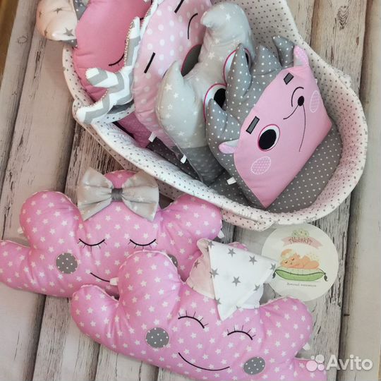 Комплект бортиков в кроватку