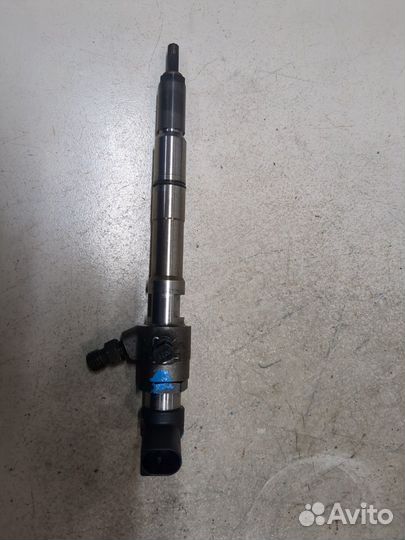 Форсунка топливная Volkswagen Caddy