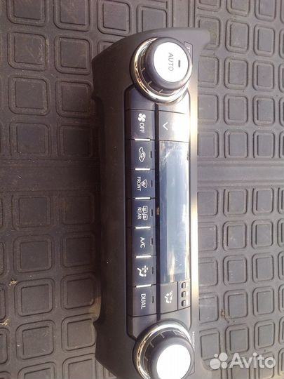 Климат-контроль Toyota land Cruiser Prado KDJ150L