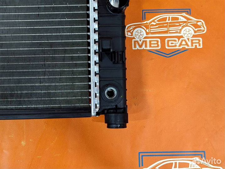 Радиатор w211 E-class 112.949