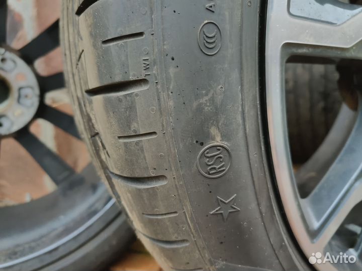 Диски на летней резине Pirelli P Zero 275/40 R20