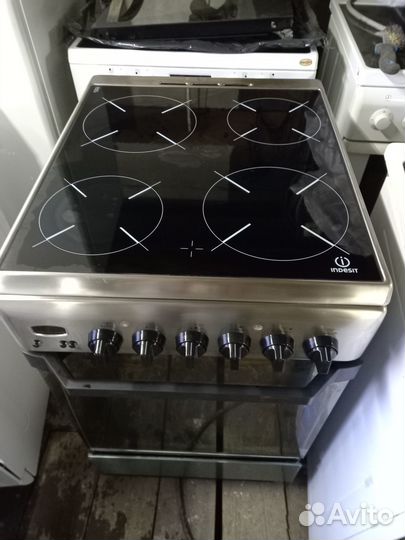 Стеклокерамическая плита Индезит