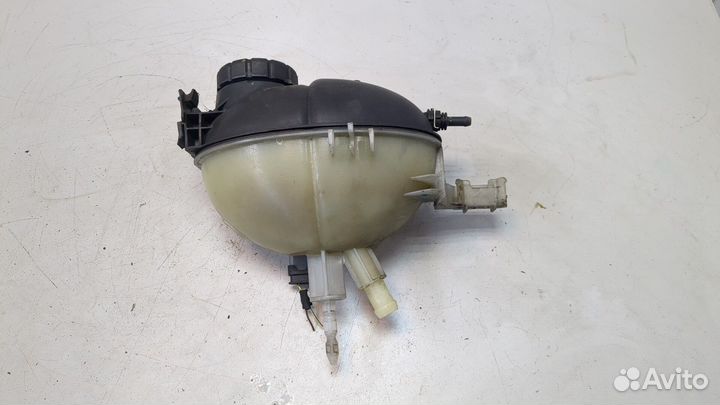 Бачок расширительный Mercedes E W212, 2012