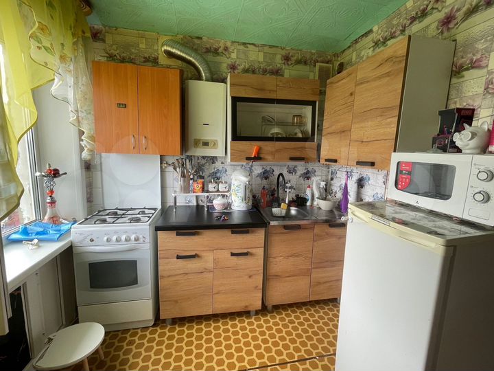 3-к. квартира, 54 м², 4/4 эт.