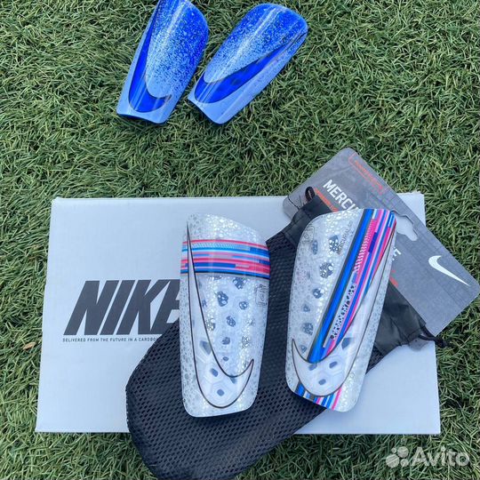 Футбольные щитки Nike (новые, с чехлом)