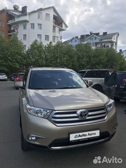 Toyota Highlander 3.5 AT, 2011, 215 000 км