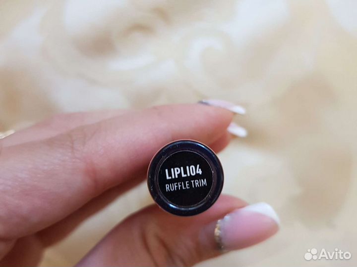 Жидкая матовая помада NYX Lip Lingerie 04