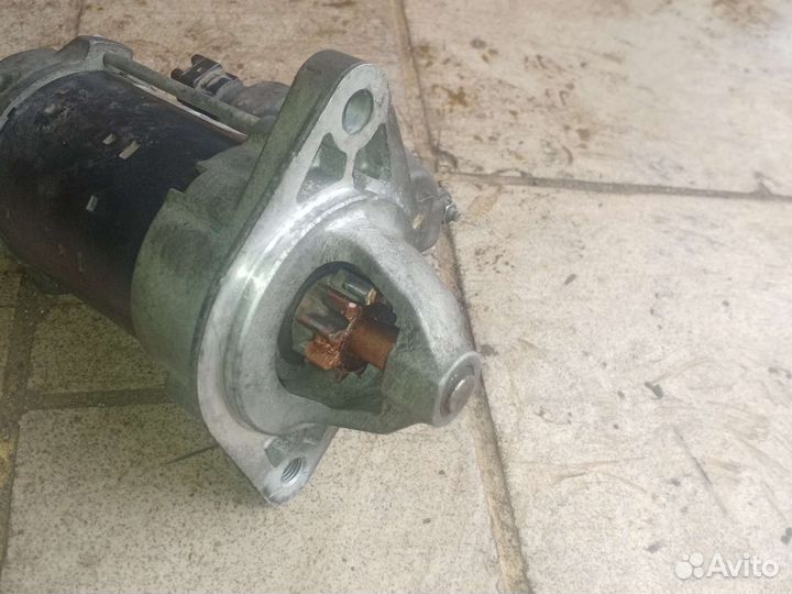 Стартер toyota avensis