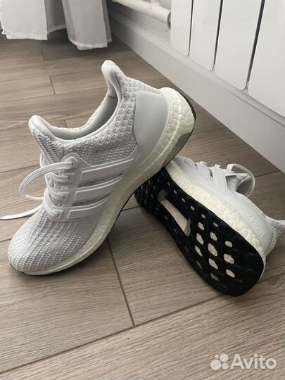 Кроссовки женские Adidas Ultraboost Fy9122