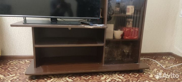 Тумба под телевизор