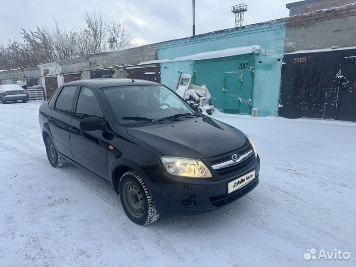 LADA Granta 1.6 МТ, 2013, 165 332 км
