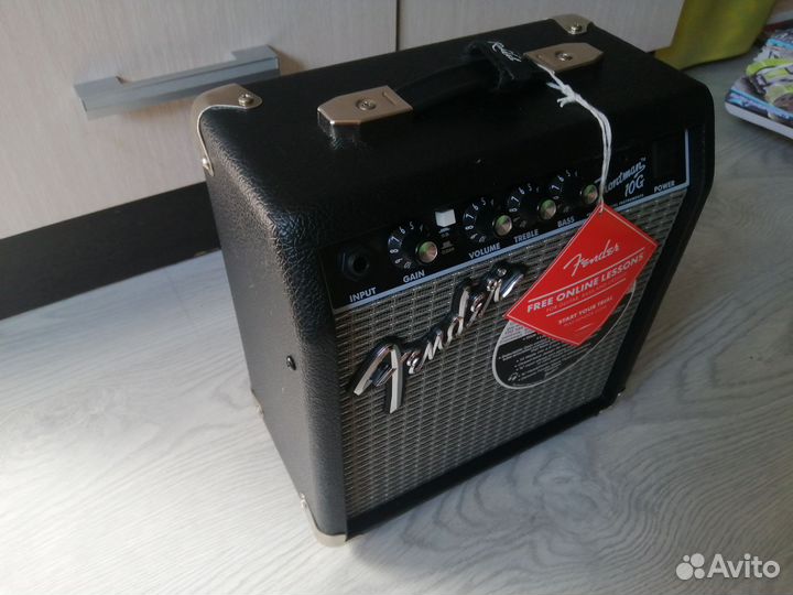 Гитарный комбоусилитель fender