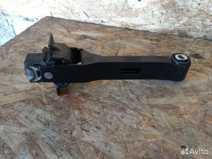 Подушка крепления кпп ford transit