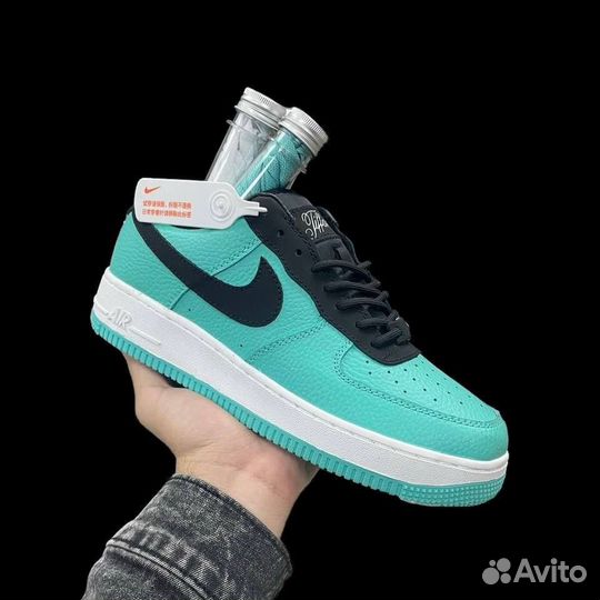 Кроссовки Nike Air Force 1 Low x Tiffany & Co