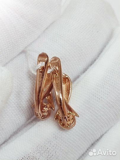 Серьги с синтетическим камнем Золото