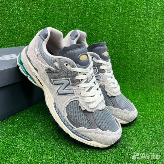 New Balance 2002R Grey кроссовки