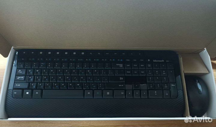 Беспроводная клавиатура и мышь microsoft 2000