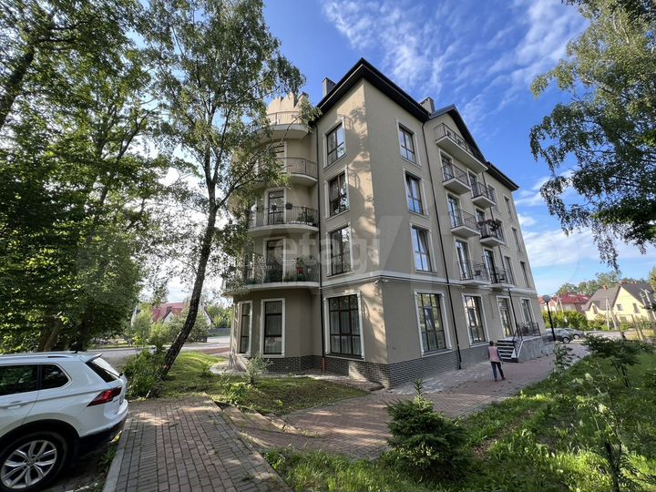 4-к. квартира, 196 м², 4/4 эт.