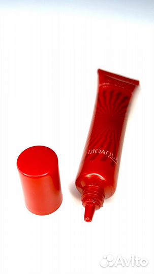 Крем вокруг глаз с муцином улитки и женьшенем