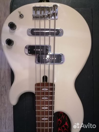 Yamaha 5 струнная бас гитара