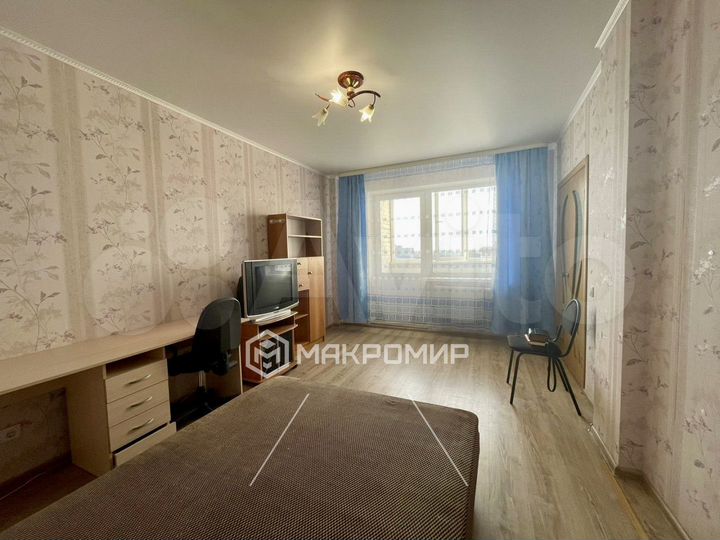 3-к. квартира, 81,3 м², 11/16 эт.