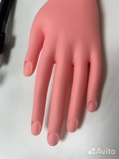 Тренировочная рука для маникюра