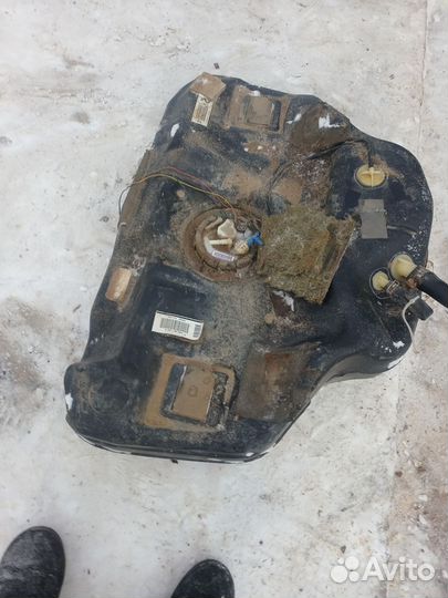 Бензобак (бак топливный) Mazda 6 Gg