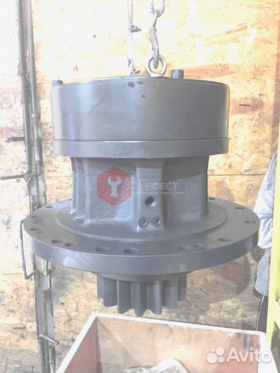 Редуктор поворота Hyundai R180W-9S 31Q6-10141