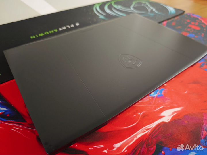 MSI Katana / RTX 4070 / i7-12 / 17.3