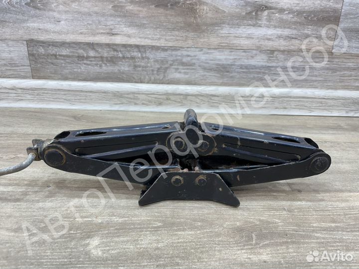 Домкрат штатный Megane 2 3 / Fluence / Scenic 2